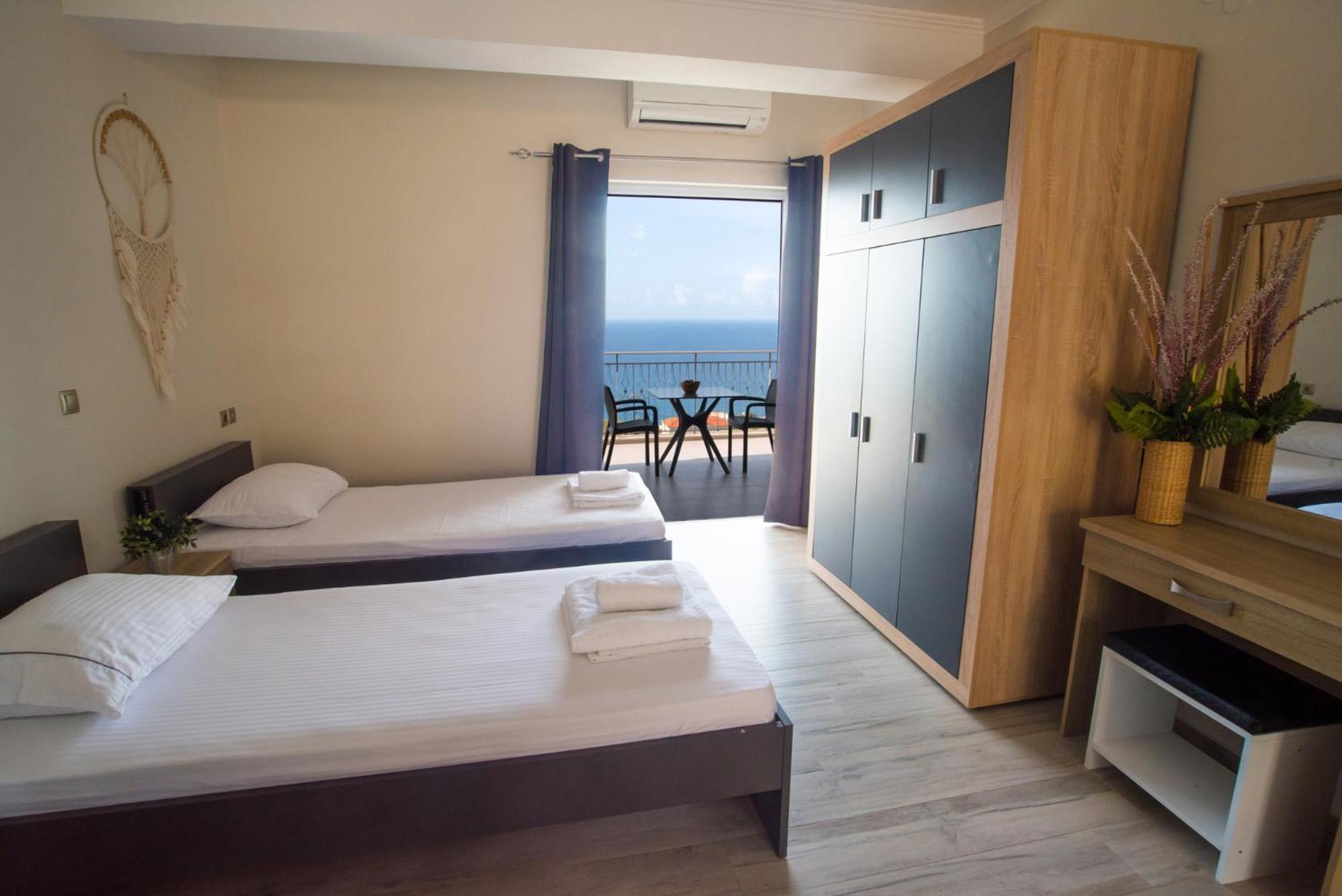 Nirvana Homes Vlachata Екстериор снимка